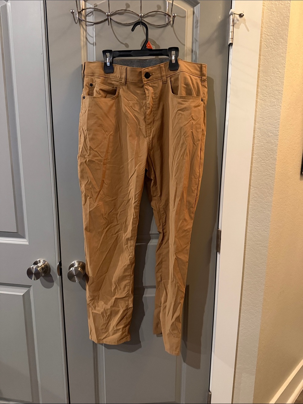 Men's Tan Casual Stretch Pants
